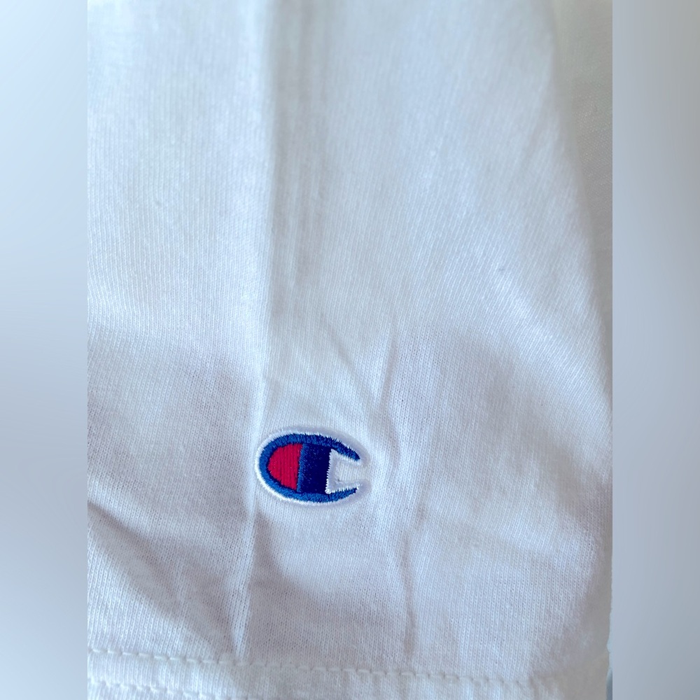 NWT! Champion Northwestern University Wildcats Women White Crop Top T-shirt Sz M - Picture 4 of 4